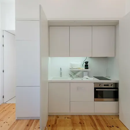 Apartment Joivy Modern Near Street Lissabon